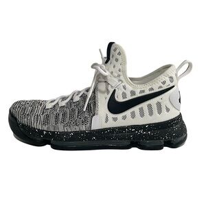 2016 Nike KD 9 Oreo Size 8 Mens Basketball Shoes (Retail $150)
